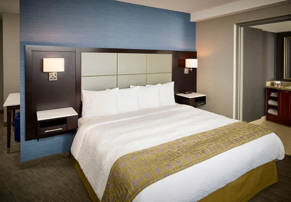 Waterfront Hotel Downtown Burlington Exterior foto